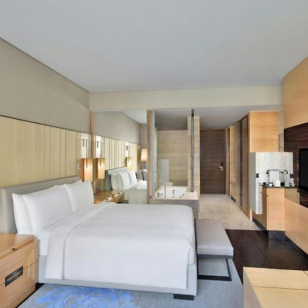 JW Marriott Hotel New Delhi Aerocity Exteriör bild Deluxe room