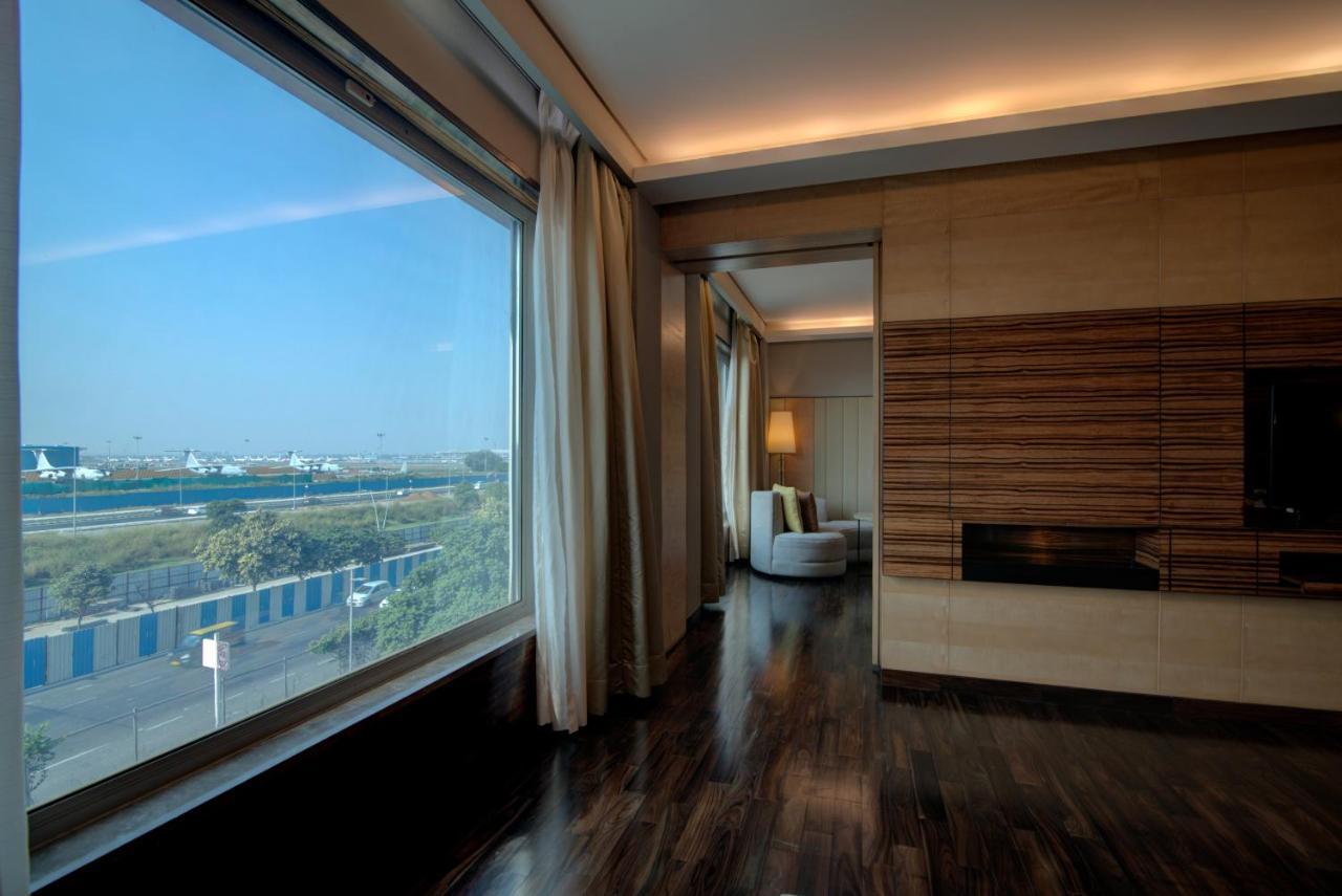 JW Marriott Hotel New Delhi Aerocity Exteriör bild Suite at the Taj Bengal